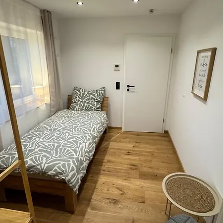 Klimatisierte Eifel-ferienwohnung 5pl1, Mechernich, Obergartzem, Satzvey - Nahe Krewelshof, Burg Satzvey & Phantasialand